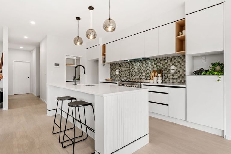 Photo of property in 35 Brigitte View, Snells Beach, 0920