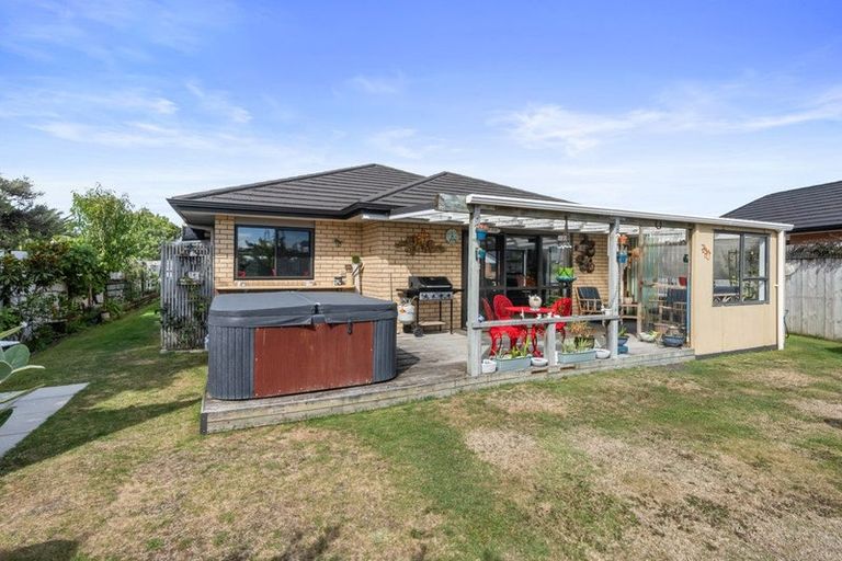 Photo of property in 8 Phoenix Court, Otaki, 5512
