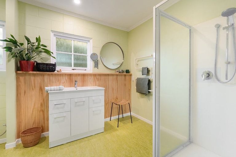 Photo of property in 5 Graham Place, Bellevue, Tauranga, 3110