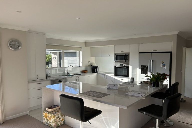 Photo of property in 3 Donovan Place, Aidanfield, Christchurch, 8025