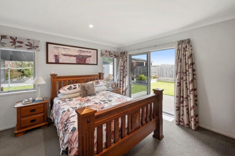 Photo of property in 12 Oakland Place, Ngongotaha, Rotorua, 3010
