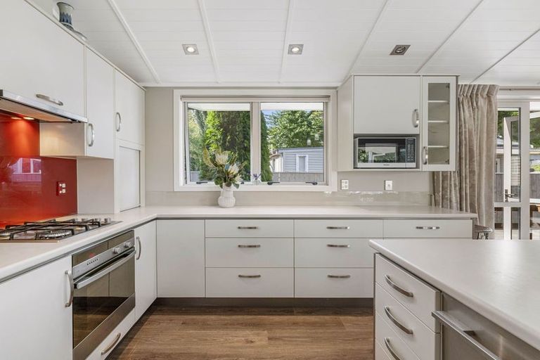 Photo of property in 12 Kurupae Road, Hilltop, Taupo, 3330