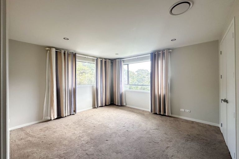 Photo of property in 59 Bernard Magnus Lane, Greenhithe, Auckland, 0632
