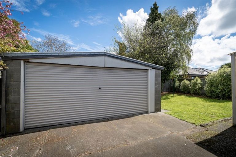 Photo of property in 2 James K Baxter Place, Addington, Christchurch, 8024