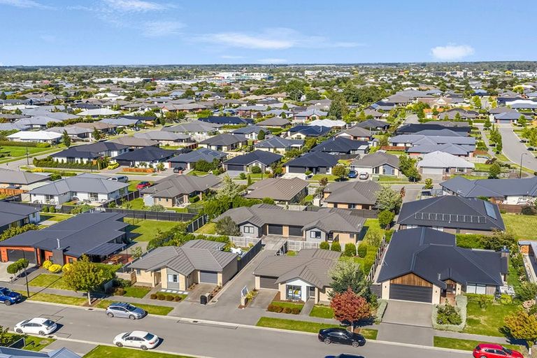 Photo of property in 32a Bradbury Avenue, Rolleston, 7614