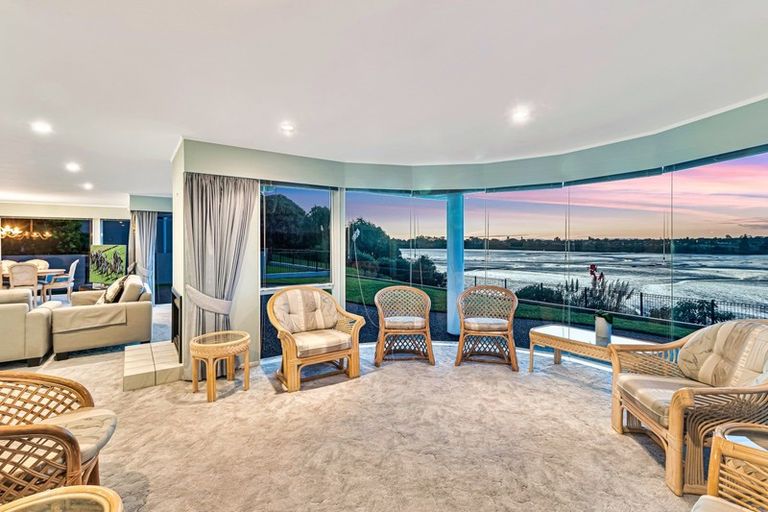 Photo of property in 10 Tytus Place, Conifer Grove, Takanini, 2112