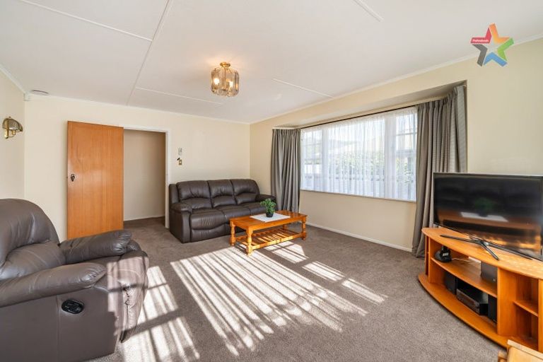 Photo of property in 21 Berkeley Road, Wainuiomata, Lower Hutt, 5014