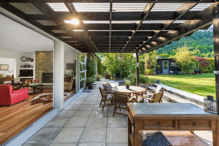 Photo of property in Butel Park, 50 Essex Avenue, Arrowtown, 9302