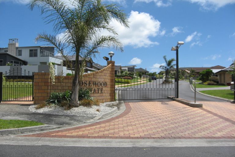 Photo of property in 249 Wellington Street, Pukekohe, 2120