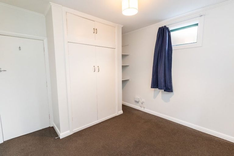 Photo of property in 82 Pembroke Road, Northland, Wellington, 6012