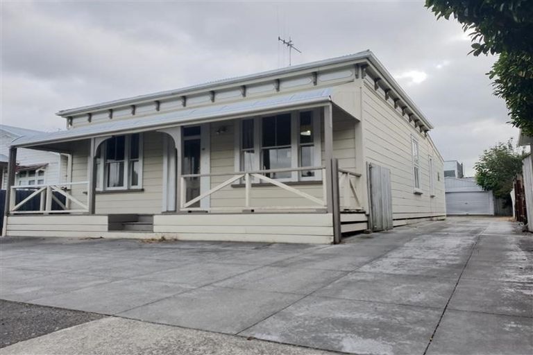 Photo of property in 49 Lombard Street, Palmerston North, 4410