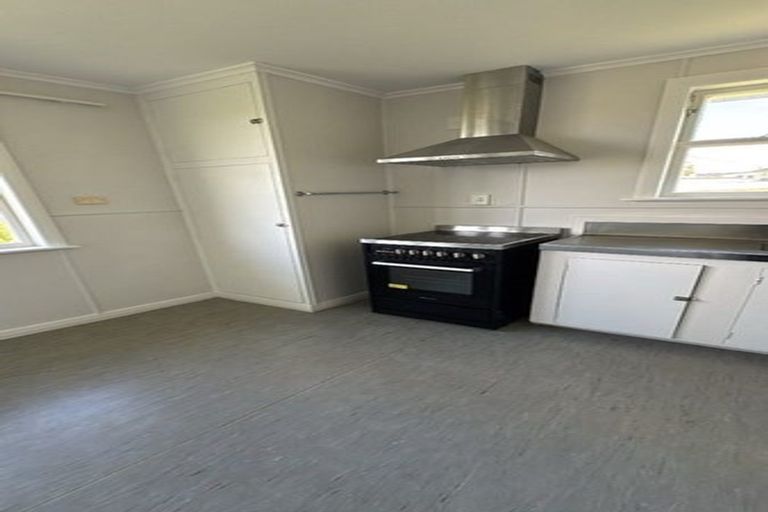 Photo of property in 35 Marsden Street, Hauraki, Auckland, 0622