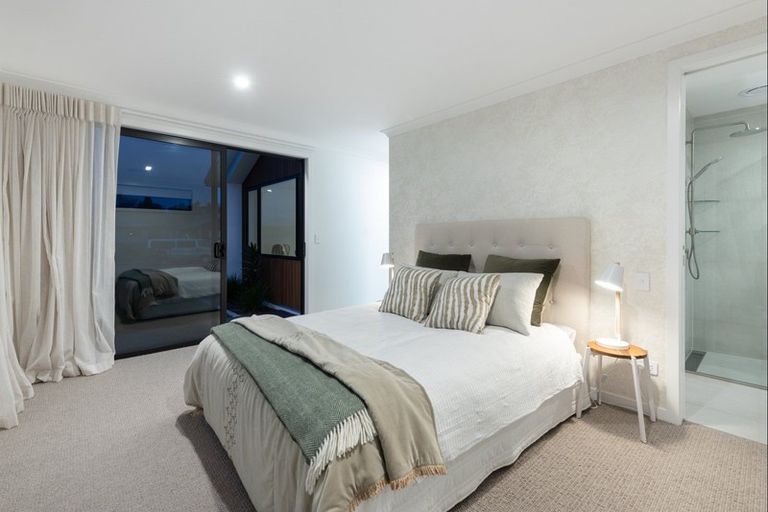 Photo of property in 129 Whakaturou Crescent, Pyes Pa, Tauranga, 3112