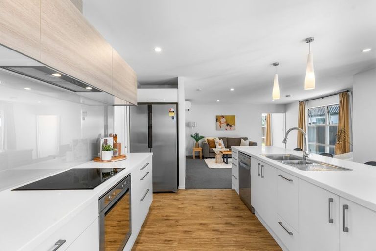 Photo of property in 5 Maclaren Road, Wigram, Christchurch, 8042