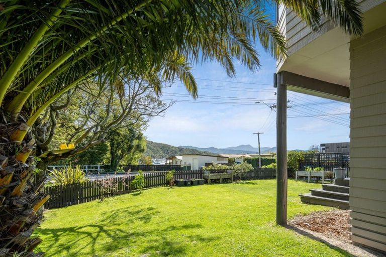 Photo of property in 318 Waikawa Road, Waikawa, Picton, 7220