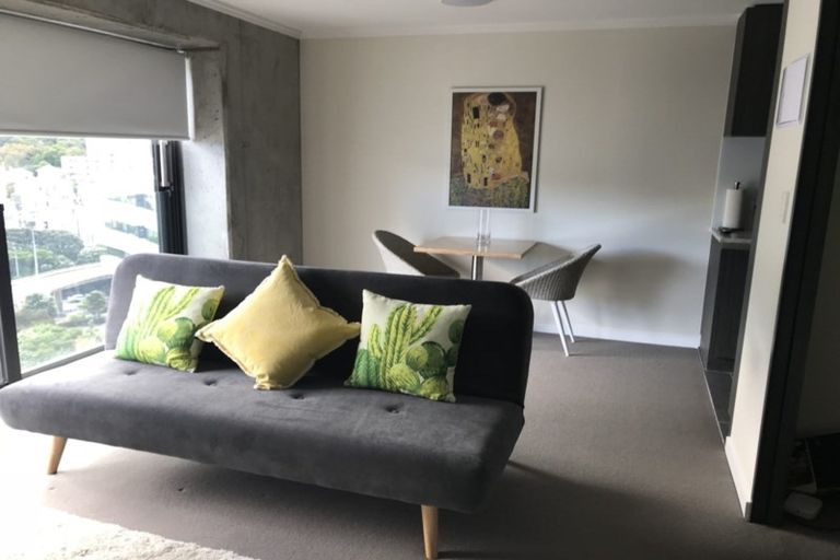 Photo of property in Frame Apartments, 902/111 Molesworth Street, Thorndon, Wellington, 6011