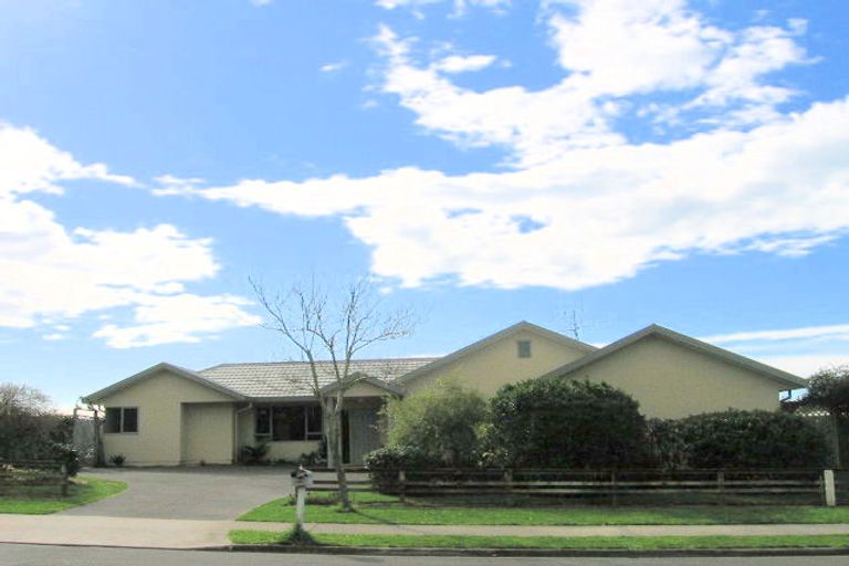 Photo of property in 54 Rowesdale Drive, Ohauiti, Tauranga, 3112