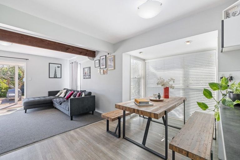 Photo of property in 1/17d Te Maru Place, Redwood, Christchurch, 8051