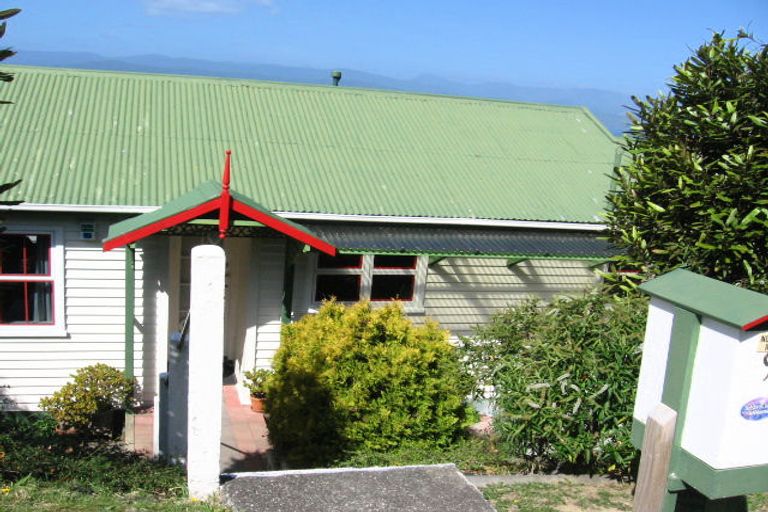 Photo of property in 9 Ravi Street, Khandallah, Wellington, 6035