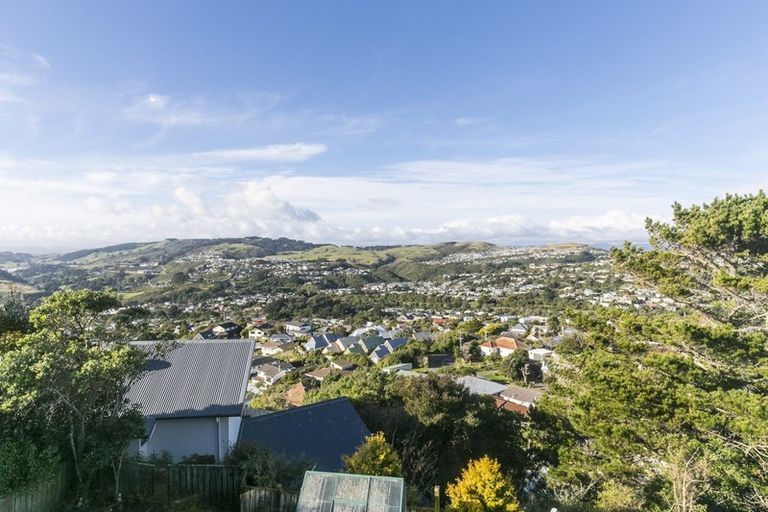 Photo of property in 10 Peter Button Place, Johnsonville, Wellington, 6037