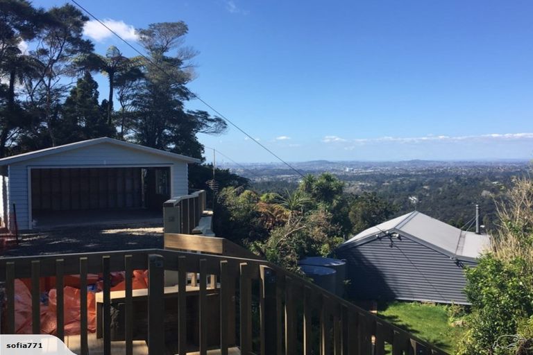 Photo of property in 312 Forest Hill Road, Waiatarua, Auckland, 0612