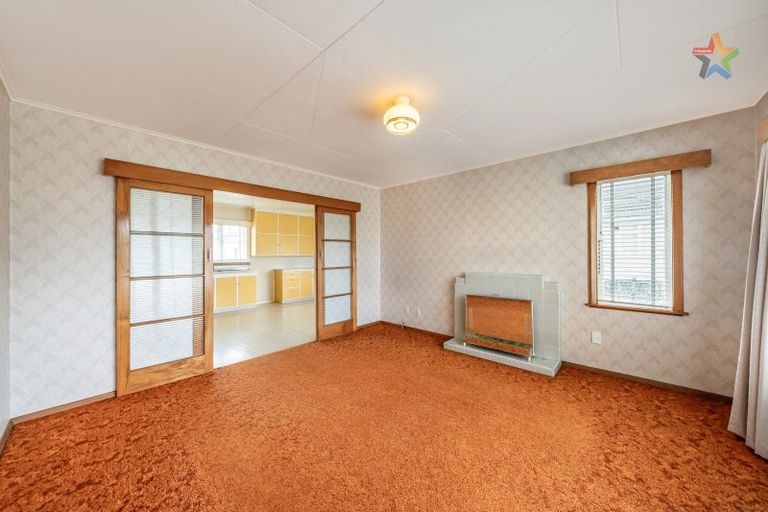 Photo of property in 4 Ashforth Street, Wainuiomata, Lower Hutt, 5014