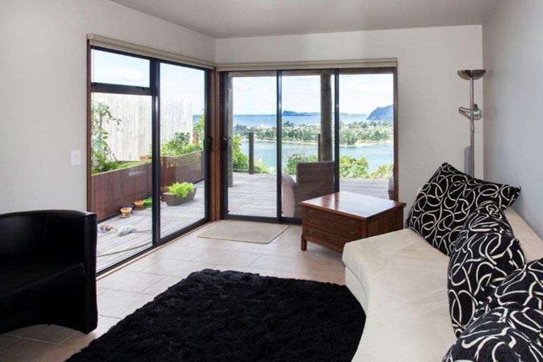 Photo of property in 34 Tairua Heights, Tairua, 3508