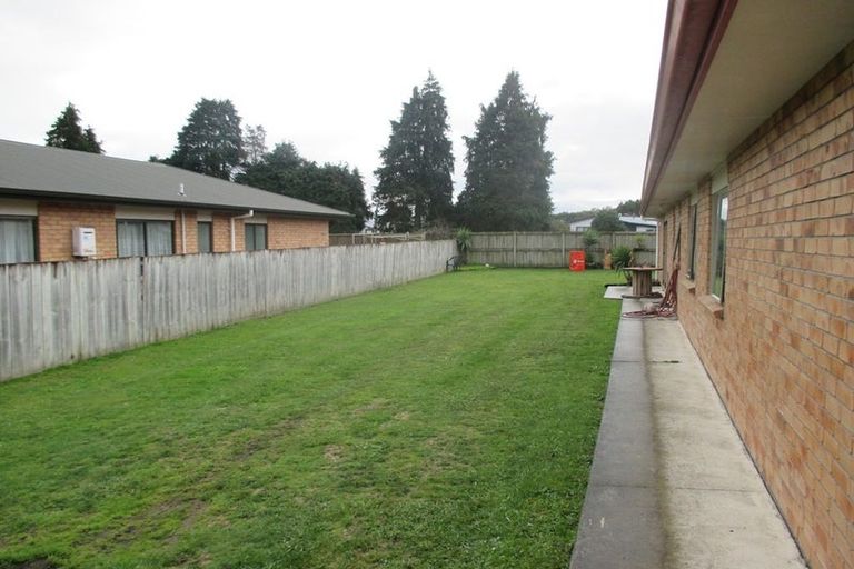 Photo of property in 6 Corsair Place, Melville, Hamilton, 3206