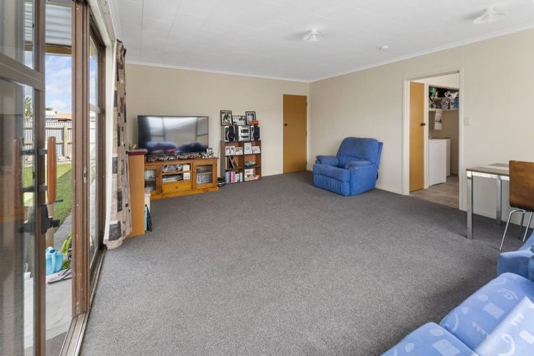 Photo of property in 2/64 Fergusson Street, Stoke, Nelson, 7011