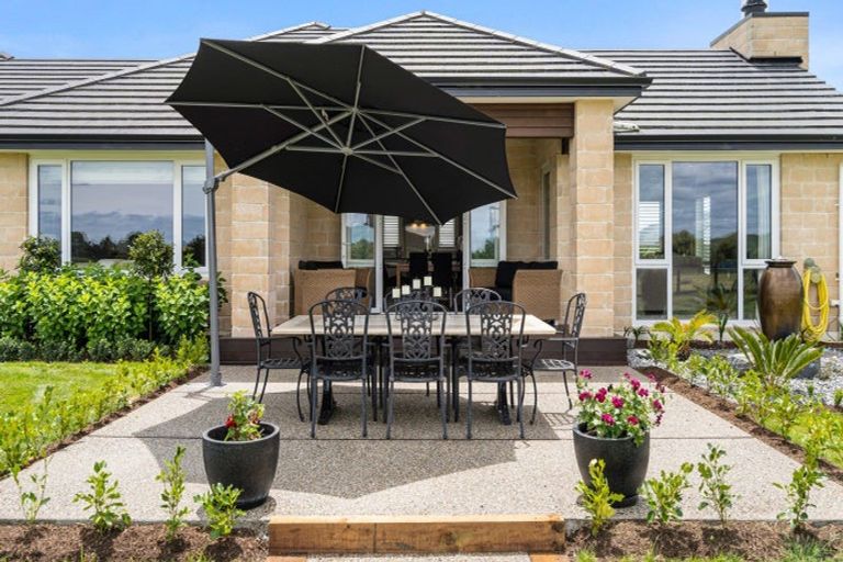 Photo of property in 44 Seachange Drive, Leamington, Cambridge, 3432