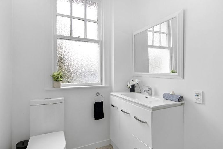 Photo of property in 301 Jackson Street, Petone, Lower Hutt, 5012