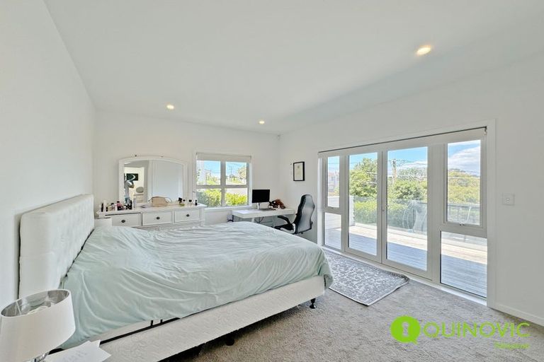 Photo of property in 26 Beach Road, Castor Bay, Auckland, 0620