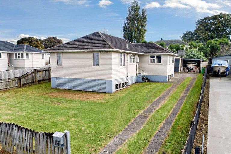Photo of property in 86 Arimu Road, Papakura, 2110