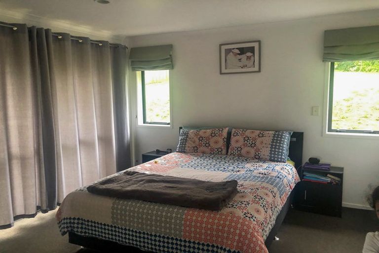 Photo of property in 21 San Domingo Rise, Henderson, Auckland, 0612