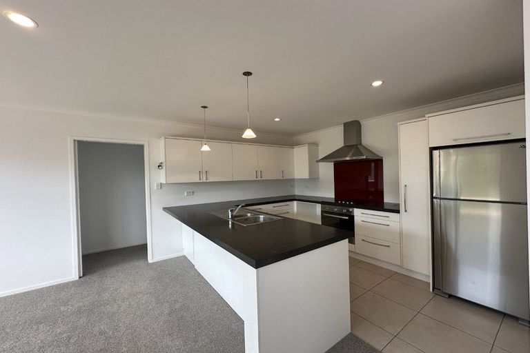 Photo of property in 14 Horokaka Place, Papamoa Beach, Papamoa, 3118