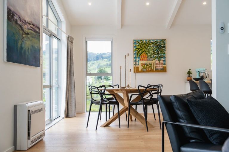 Photo of property in 60 Marion Street, Macandrew Bay, Dunedin, 9014