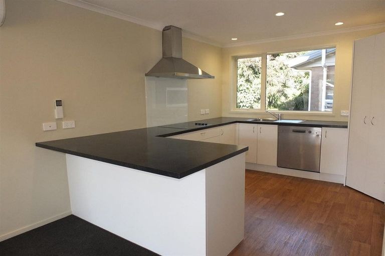 Photo of property in 40 Peer Street, Upper Riccarton, Christchurch, 8041