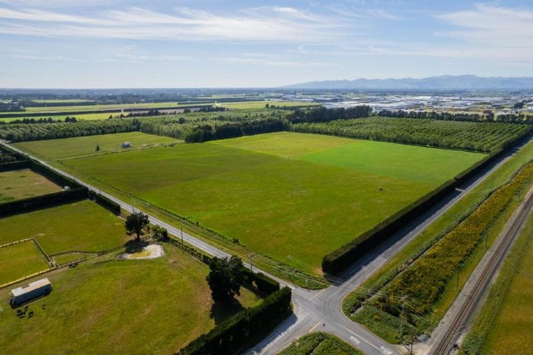 Photo of property in 42 West Melton Road, Rolleston, 7675