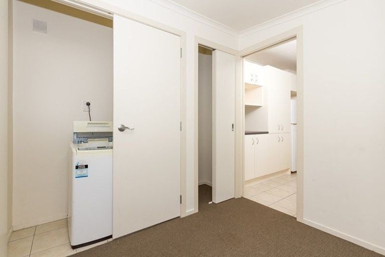 Photo of property in 8b Snead Place, Hamilton East, Hamilton, 3216