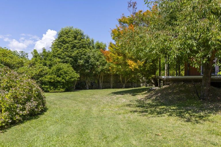 Photo of property in 22 Reeves Road, Acacia Bay, Taupo, 3330