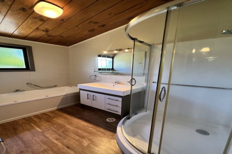 Photo of property in 128b Lake Crescent, Hamilton Lake, Hamilton, 3204