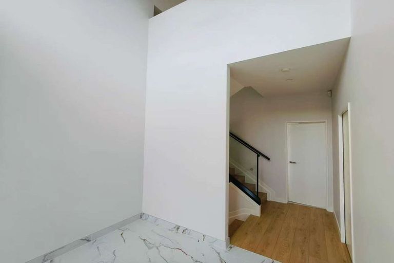 Photo of property in 22 Bela Vista Boulevard, Swanson, Auckland, 0614