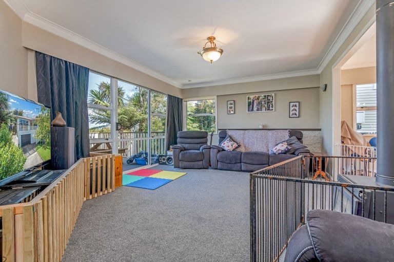 Photo of property in 7 Highbury Drive, Levin, 5510