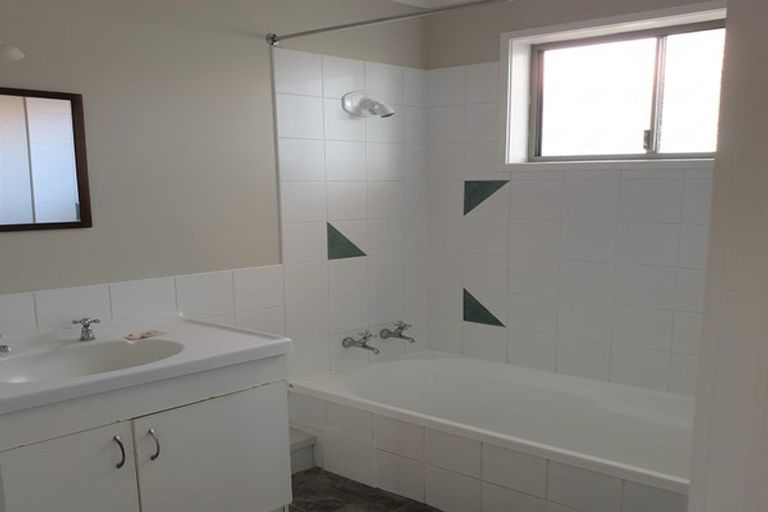 Photo of property in 6b Warriston Avenue, Waiuku, 2123