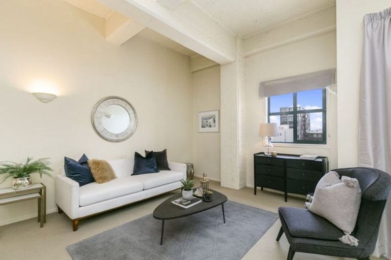Photo of property in Tennyson Apartments, 14/25 Tennyson Street, Te Aro, Wellington, 6011