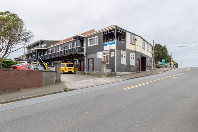 Photo of property in 2/369 Adelaide Road, Newtown, Wellington, 6021