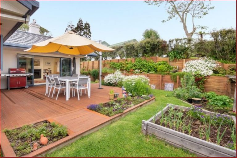 Photo of property in 37 Ranfurly Terrace, Pyes Pa, Tauranga, 3112