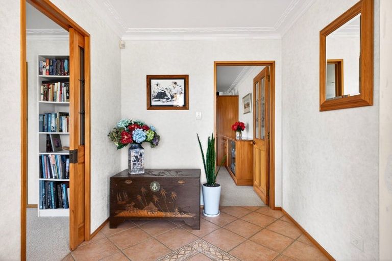 Photo of property in 16 Werahika Place, Whakatane, 3120