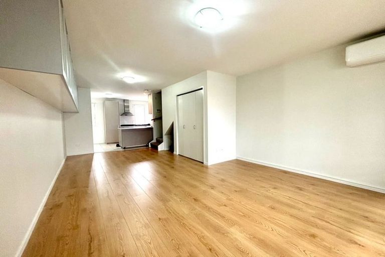 Photo of property in 6/28 Oneroa Road, East Tamaki, Auckland, 2013