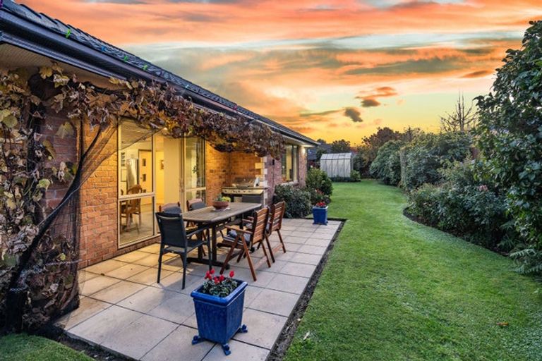 Photo of property in 28 Pewter Place, Northwood, Christchurch, 8051